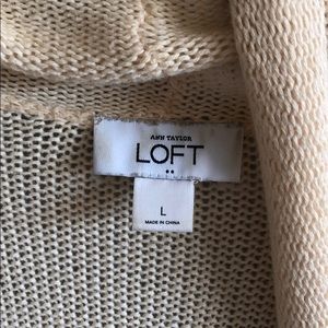 Creamish yellow sweater top